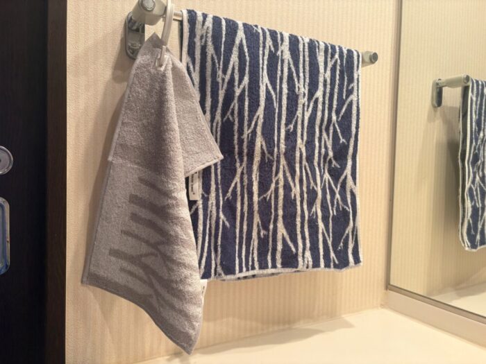 cope house towel twiggy 25th