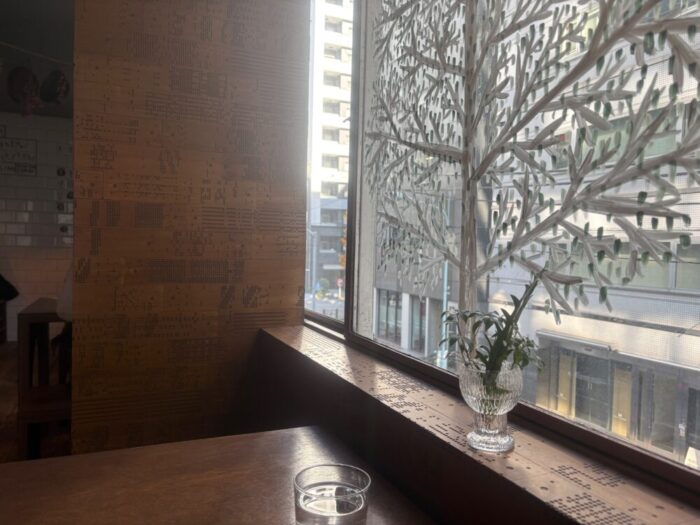 minaperhonen elävä Ⅱ puukuu 食堂